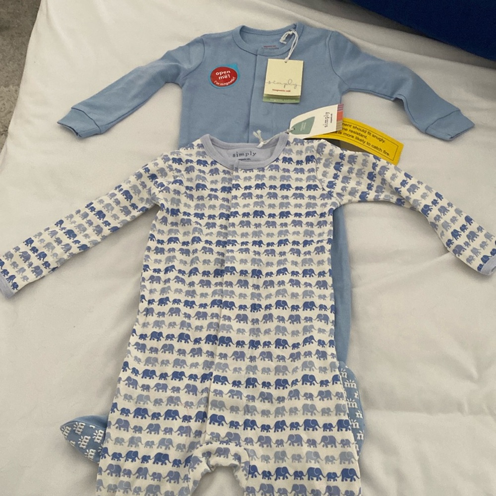 Two Simply Magnetic Me Footies NWT